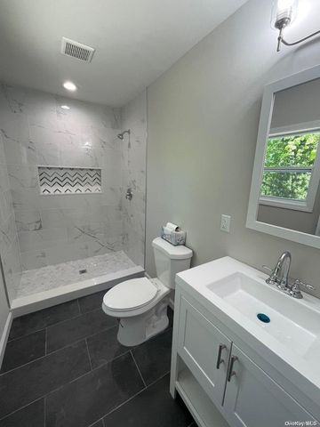 604 High Street, Port Jefferson, NY 11777