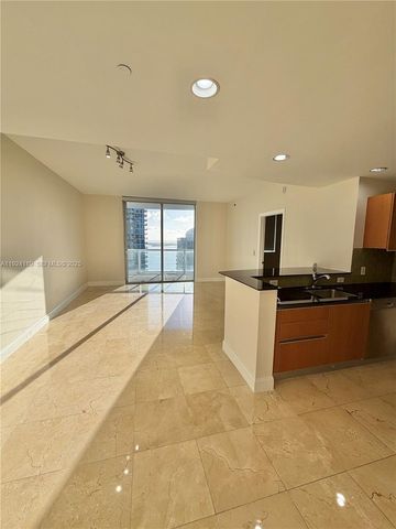 1060 Brickell Ave 3705, Miami, FL 33131