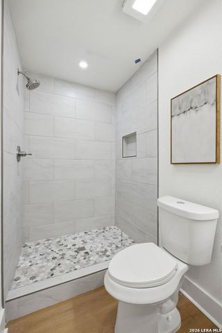 1629 Santa Anna, San Antonio, TX 78201