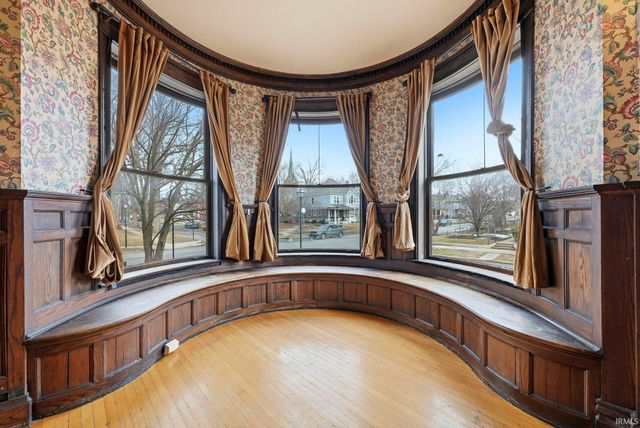 301 W Creighton Avenue, Fort Wayne, IN 46807