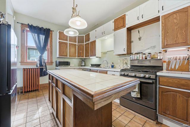 301 W Creighton Avenue, Fort Wayne, IN 46807