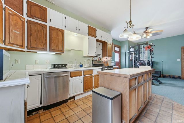 301 W Creighton Avenue, Fort Wayne, IN 46807