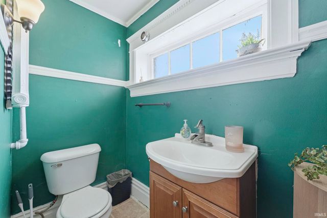 301 W Creighton Avenue, Fort Wayne, IN 46807