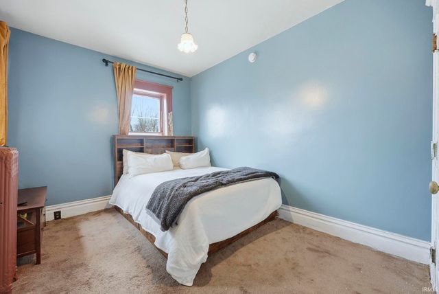 301 W Creighton Avenue, Fort Wayne, IN 46807