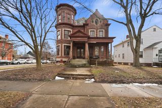 301 W Creighton Avenue, Fort Wayne, IN 46807