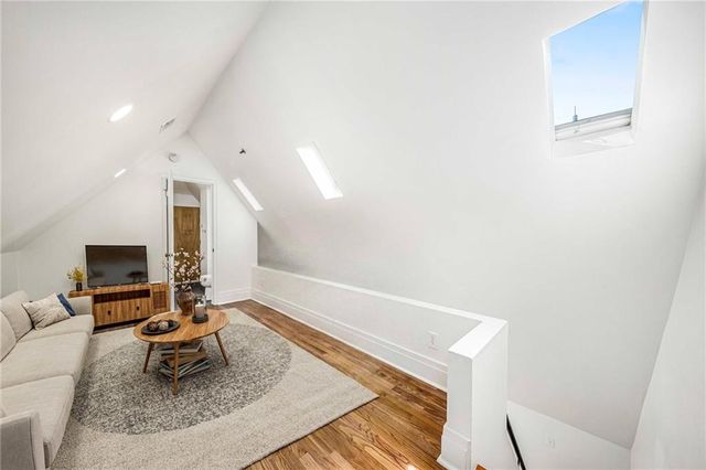 81 Peachtree Place NE 12, Atlanta, GA 30309