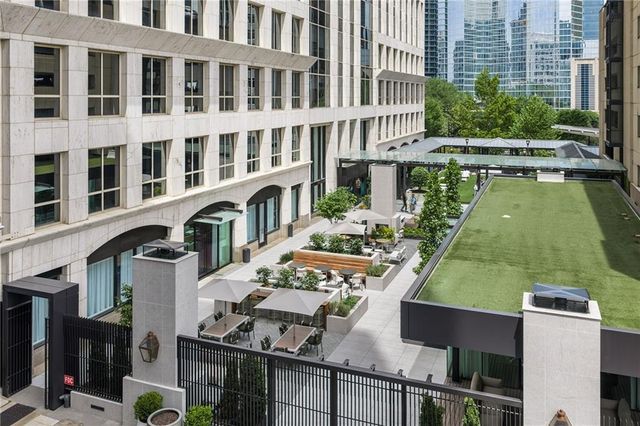 81 Peachtree Place NE 12, Atlanta, GA 30309