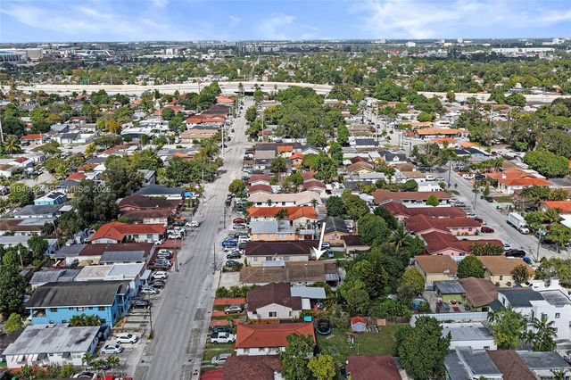 901 NW 34th Ave, Miami, FL 33125