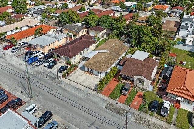 901 NW 34th Ave, Miami, FL 33125