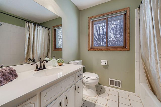 3508 77th Avenue N, Brooklyn Park, MN 55443