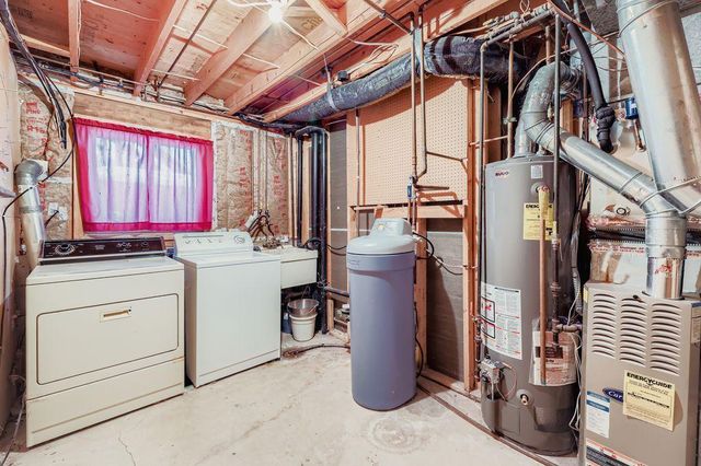 3508 77th Avenue N, Brooklyn Park, MN 55443