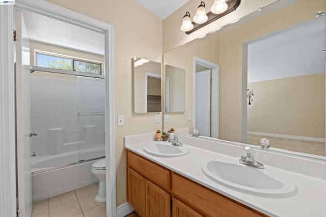 3264 Ernest Dr, Tracy, CA 95376