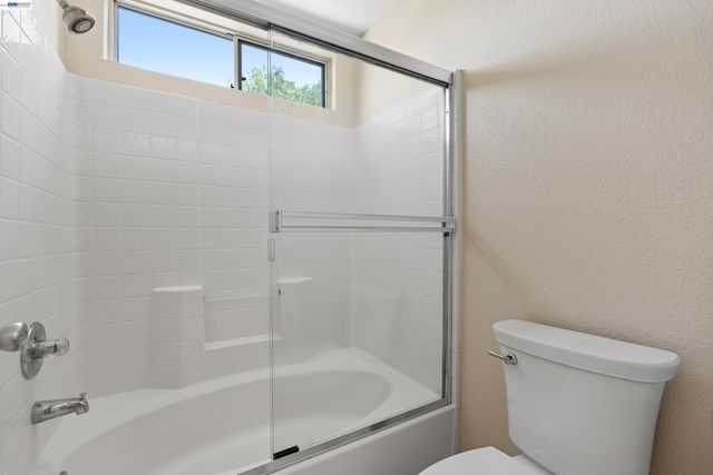 3264 Ernest Dr, Tracy, CA 95376