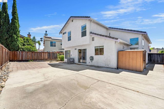 3264 Ernest Dr, Tracy, CA 95376
