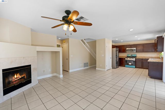 3264 Ernest Dr, Tracy, CA 95376