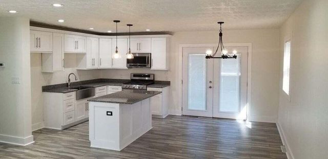 209 Roberta Avenue, Michigan City, IN 46360