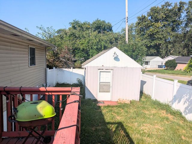 209 Roberta Avenue, Michigan City, IN 46360