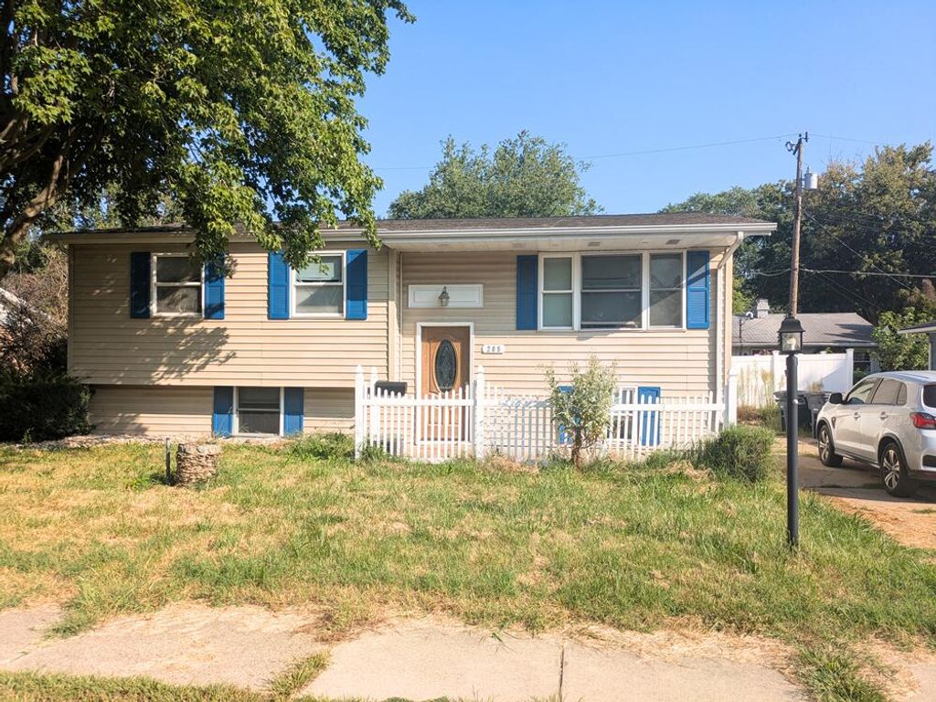 209 Roberta Avenue, Michigan City, IN 46360