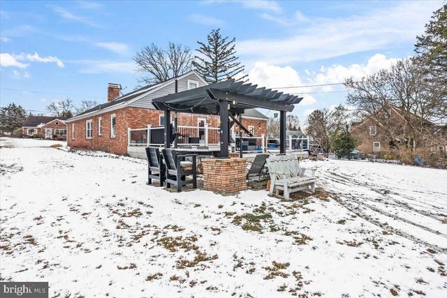 1806 N SHERMAN ST, York, PA 17406