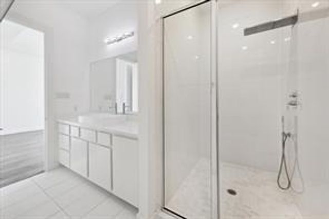 4670 Cedar Street, Bellaire, TX 77401