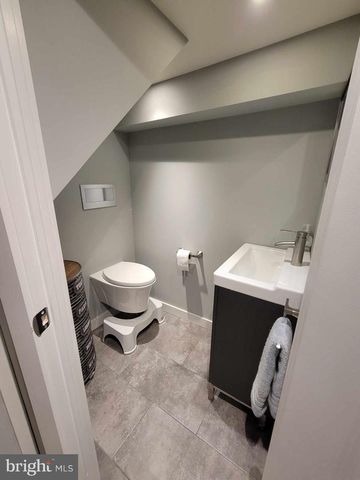 3537 SUNNYSIDE AVE, Philadelphia, PA 19129