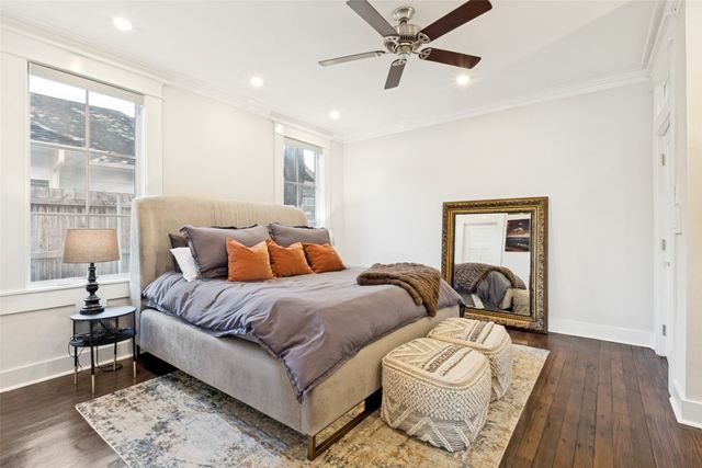 909 Woodlawn Avenue, Dallas, TX 75208