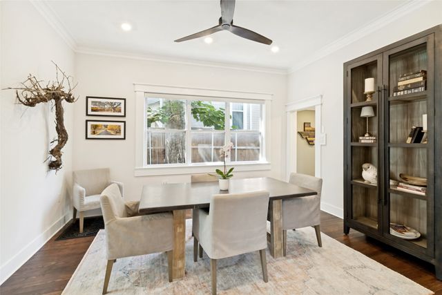 909 Woodlawn Avenue, Dallas, TX 75208