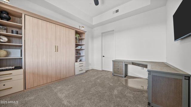 5250 E DEER VALLEY Drive 401, Phoenix, AZ 85054