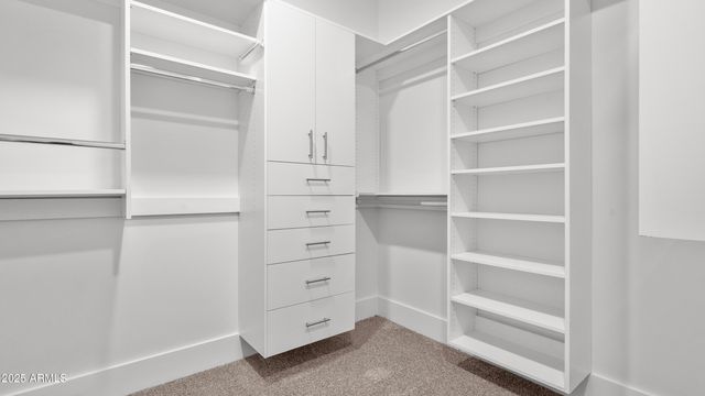 5250 E DEER VALLEY Drive 401, Phoenix, AZ 85054