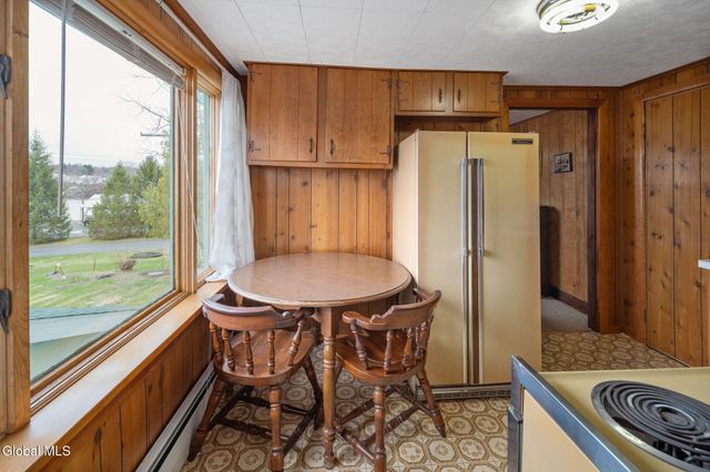 102 S Washington Street, Schaghticoke, NY 12118