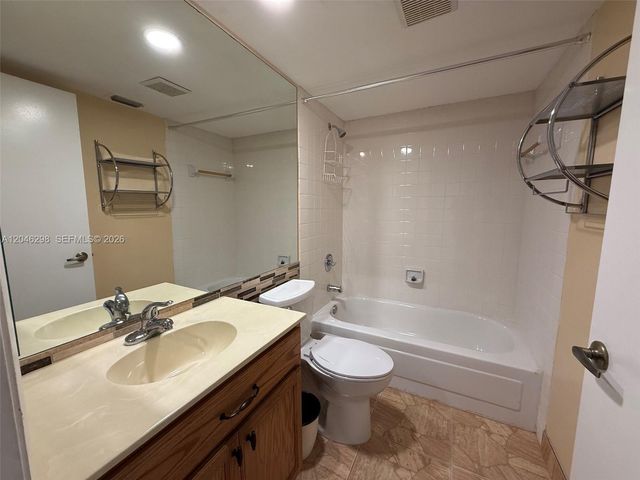 2512 SE 19th Place 206A, Homestead, FL 33035