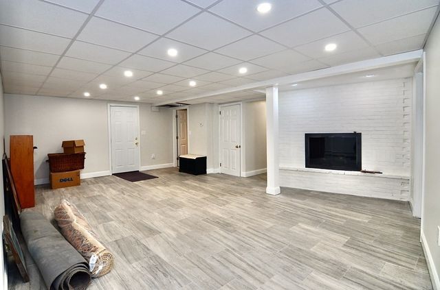 53 Harborview Rd, Hull, MA 02045