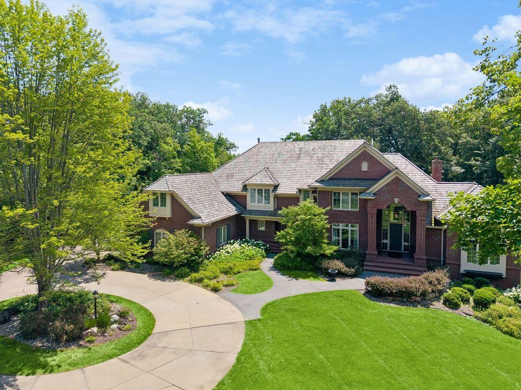 6 Island Road, North Oaks, MN 55127 — exterior