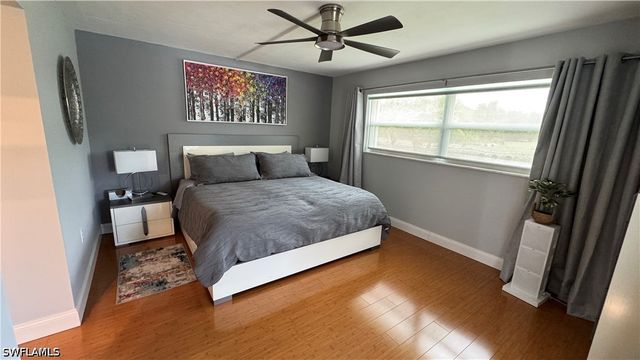 600 Valley Stream DR F6, Naples, FL 34113
