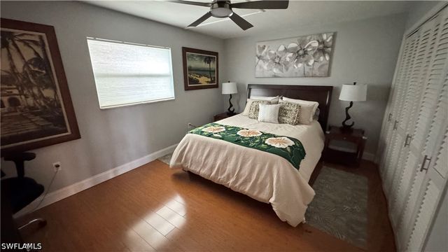 600 Valley Stream DR F6, Naples, FL 34113
