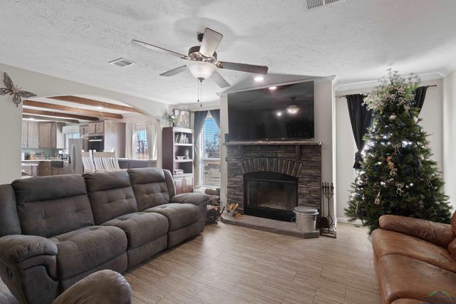 5288 PR 4084, Gilmer, TX 75644