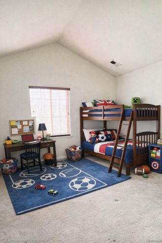 29445 Woodpark Circle 36, Warren, MI 48092