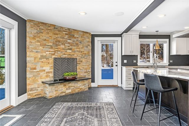 4 Monkey Wrench Lane, Bristol, RI 02809