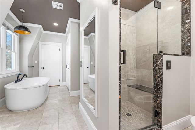 4 Monkey Wrench Lane, Bristol, RI 02809