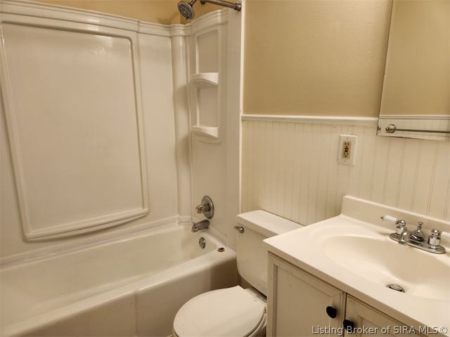 1203 Spruce Drive, Jeffersonville, IN 47130