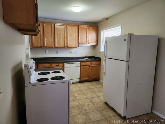 1203 Spruce Drive, Jeffersonville, IN 47130