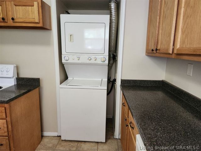 1203 Spruce Drive, Jeffersonville, IN 47130