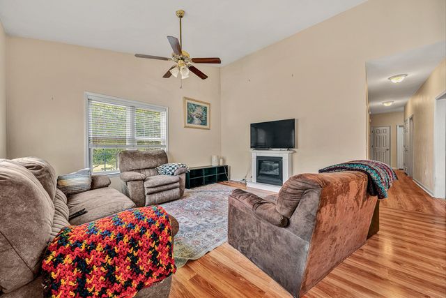 6602 Hartman CT, Roanoke, VA 24019