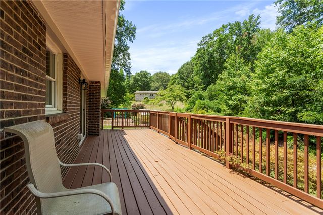 105 Laurel Lane, Seneca, SC 29678