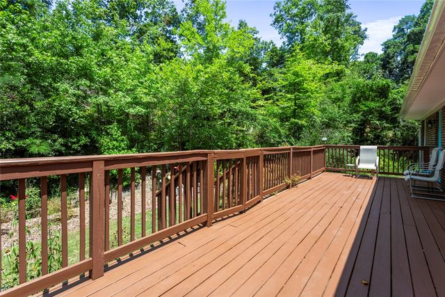 105 Laurel Lane, Seneca, SC 29678