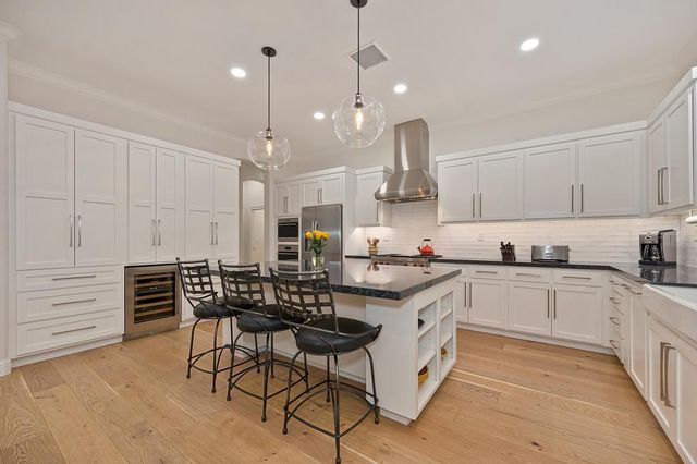 1657 Bowen Dr, Folsom, CA 95630