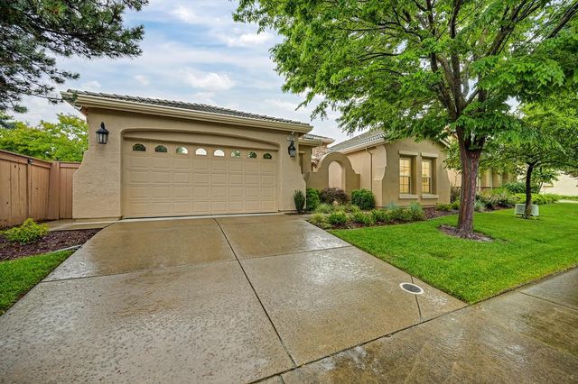 1657 Bowen Dr, Folsom, CA 95630
