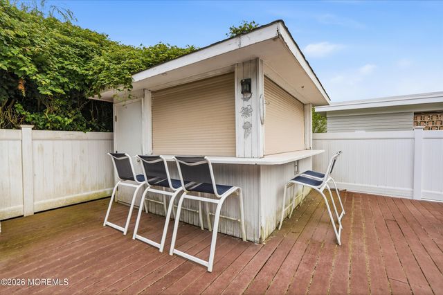 72 Runyan Avenue, Deal, NJ 07723