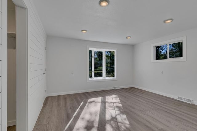 1020 1st Street S, Cold Spring, MN 56320