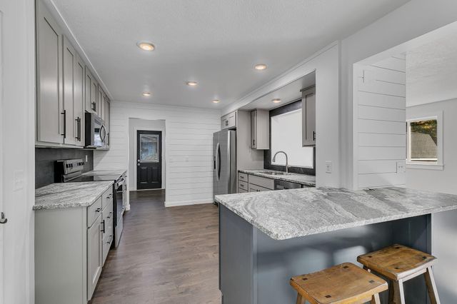 1020 1st Street S, Cold Spring, MN 56320